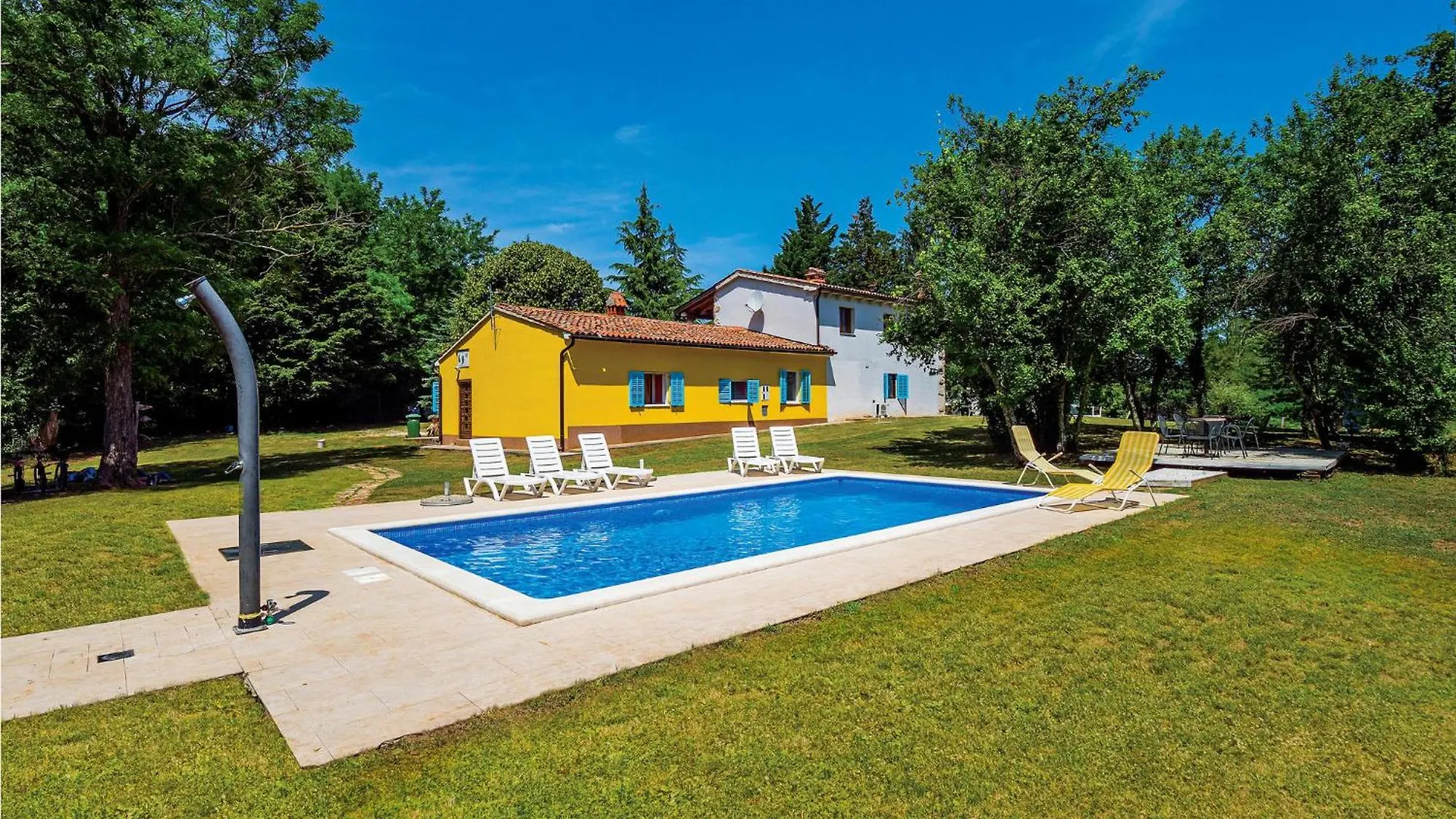 Holiday home Gorgeous Home In Nedescina With Kitchen