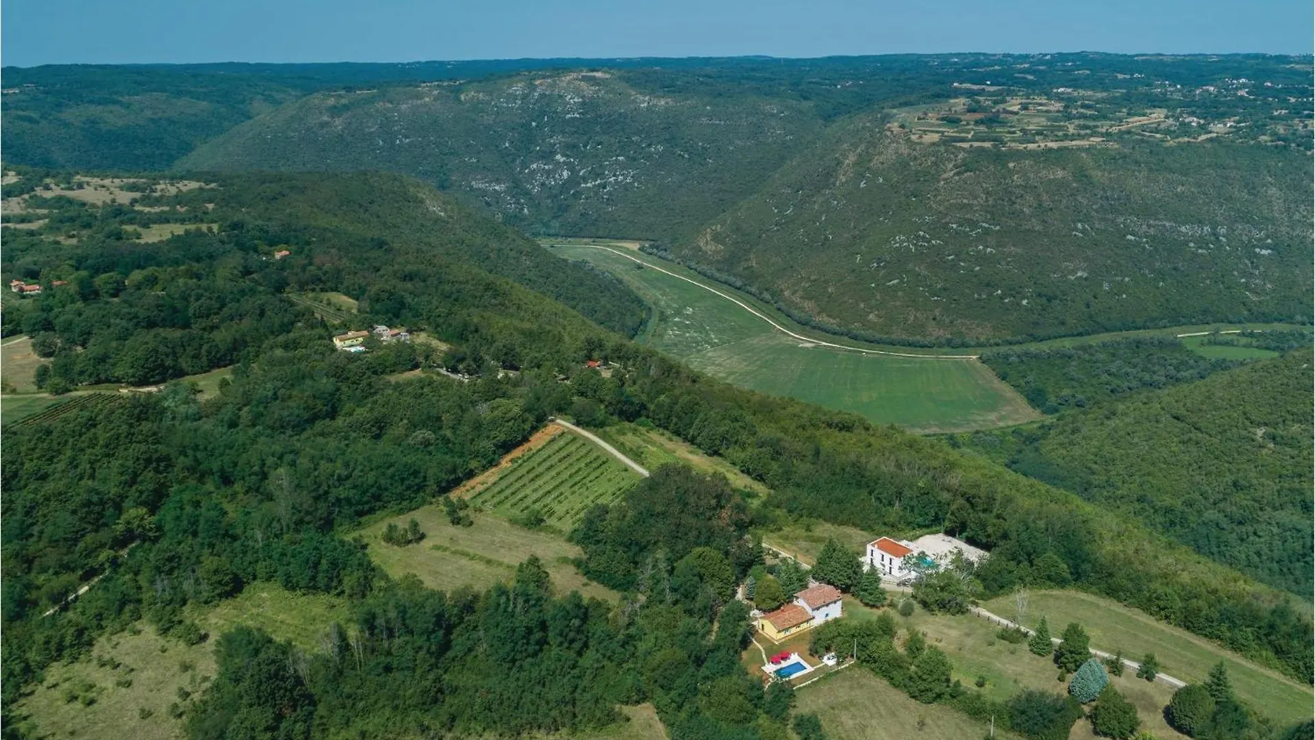 Gorgeous Home In Nedescina With Kitchen Holiday home
