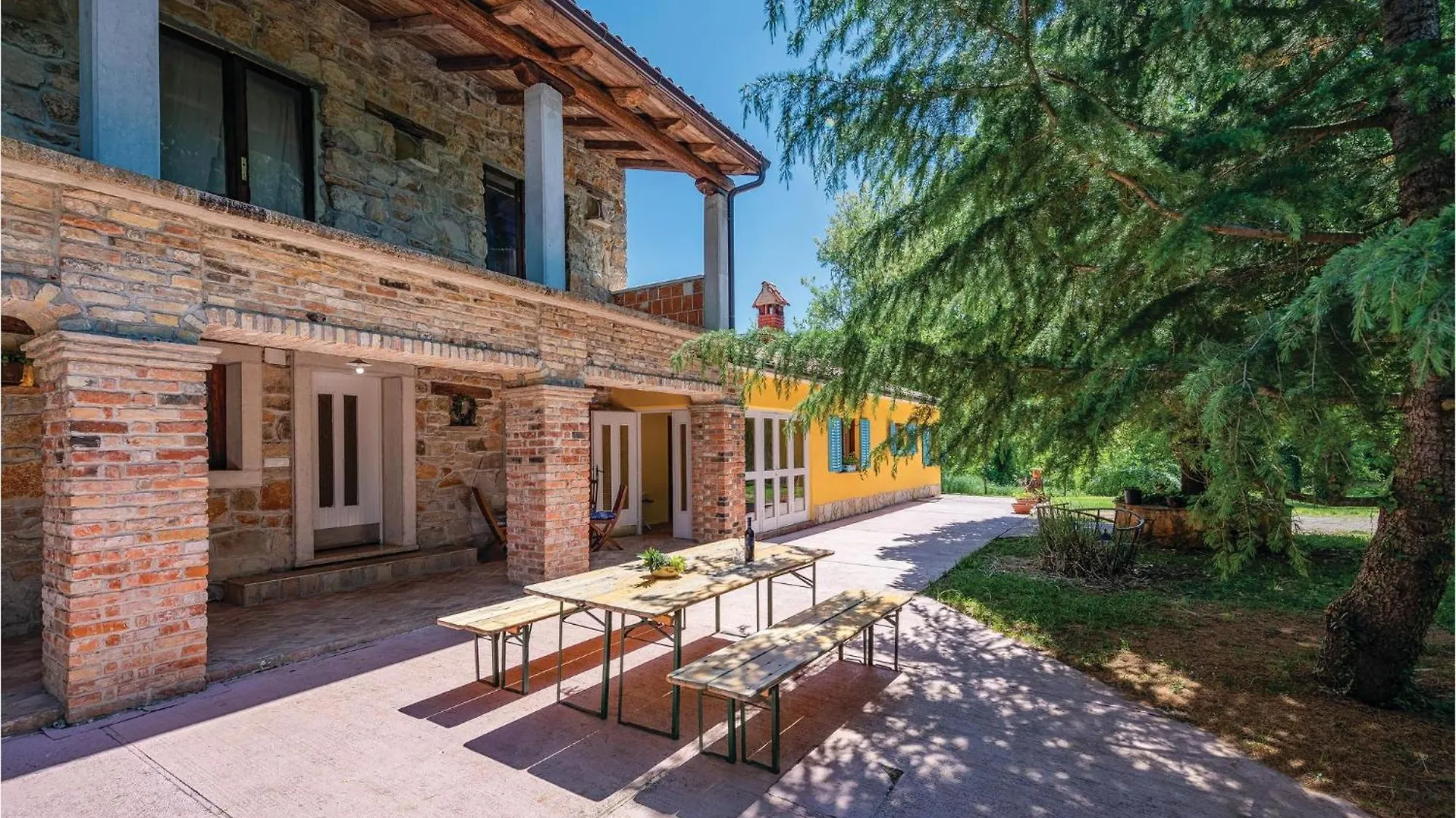 Holiday home Gorgeous Home In Nedescina With Kitchen Croatia